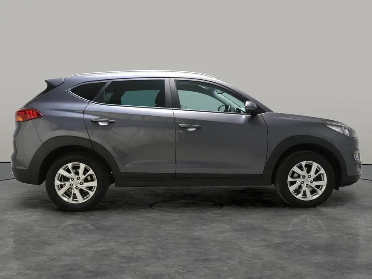 2018-hyundai-tucson-16-gdi-se-nav-big-10