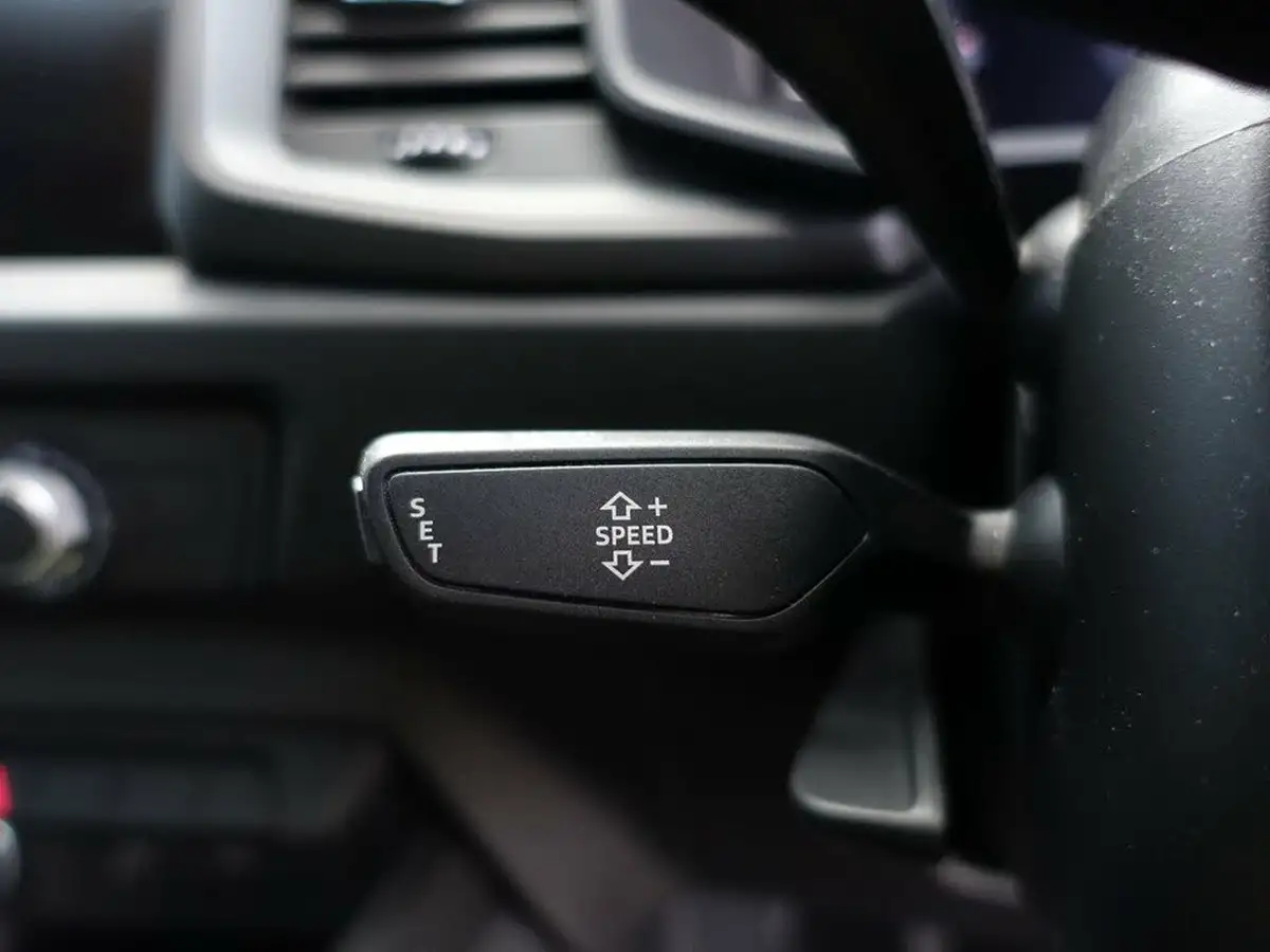 2019-audi-a1-10-30-tfsi-se-big-18
