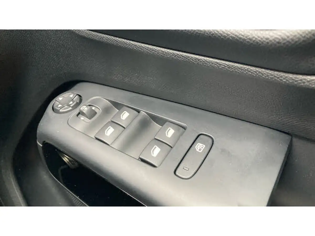 2024-citroen-c5-aircross-16-puretech-c-series-edition-big-22