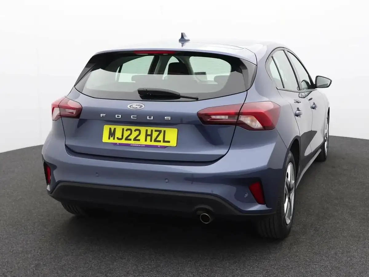 2022-ford-focus-10t-trend-hatchback-big-5