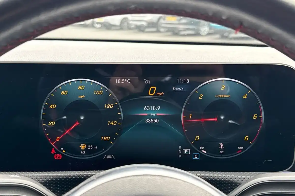 2019-mercedes-benz-a-class-15d-a180d-amg-line-premium-hatchback-5d-7g-dct-big-39