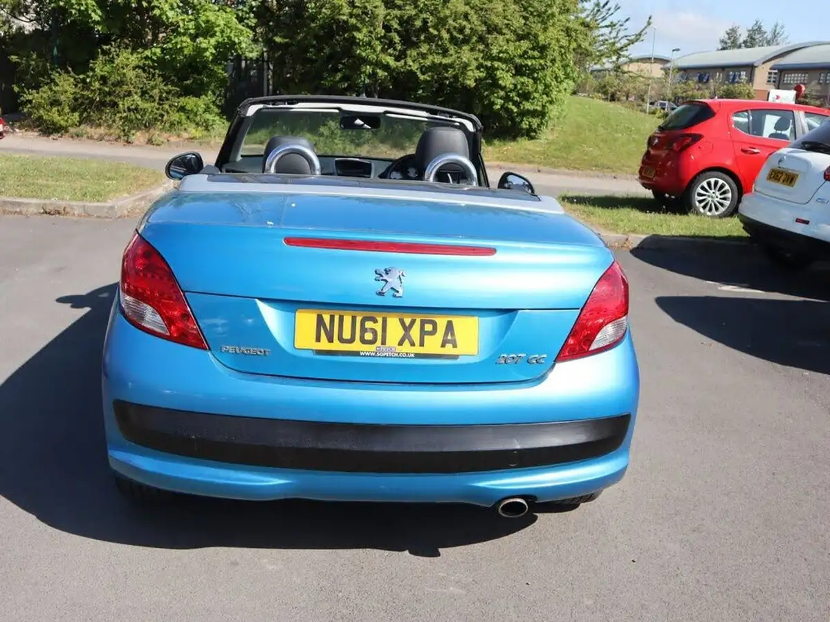 2011-peugeot-207-cc-16-sport-vti-big-5
