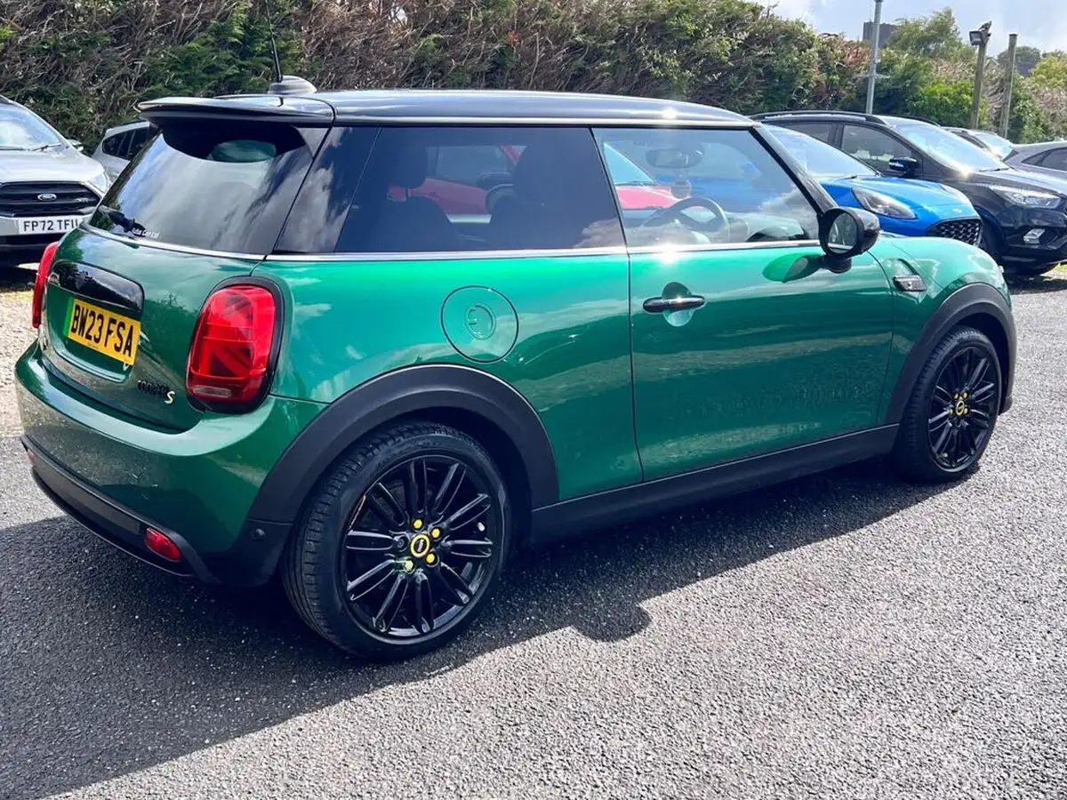2023-mini-cooper-e-cooper-s-2-big-15