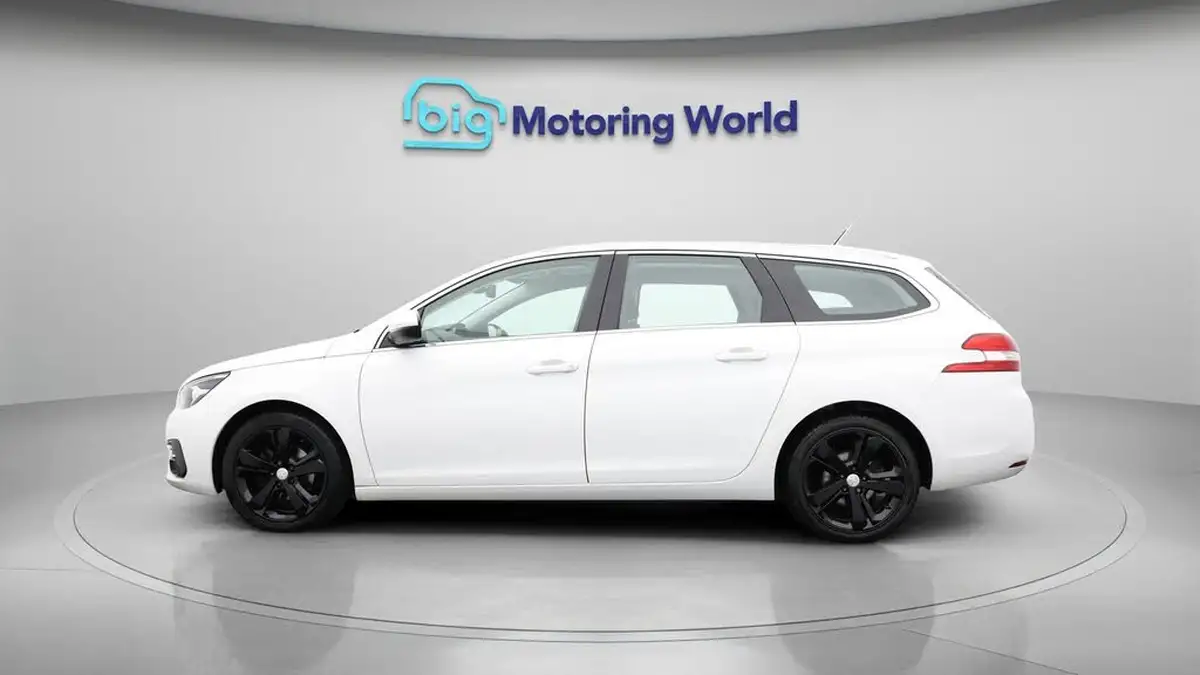2018-peugeot-308-sw-15-bluehdi-allure-15-bluehdi-big-4