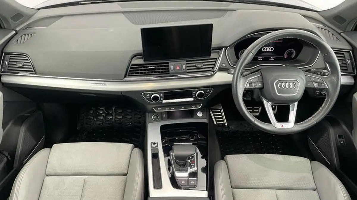 2023-audi-q5-20-45-tfsi-s-line-station-wagon-big-7
