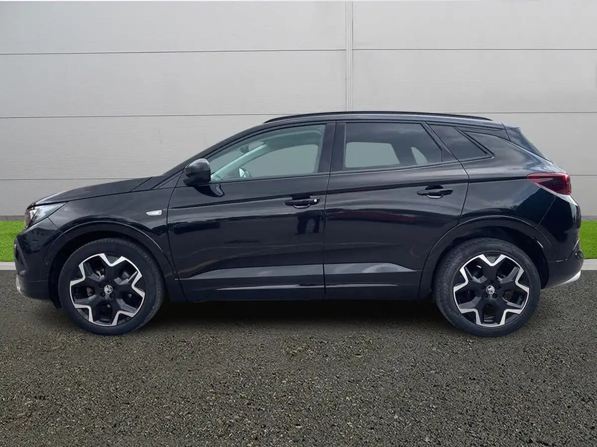 2022-vauxhall-grandland-12-ultimate-big-3