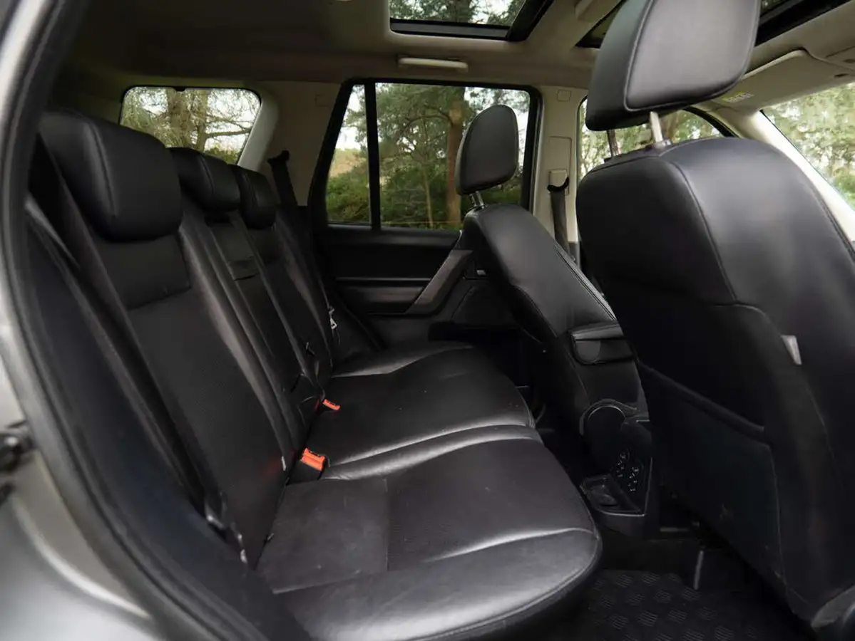 2009-land-rover-freelander-2-22td-hst-auto-big-15
