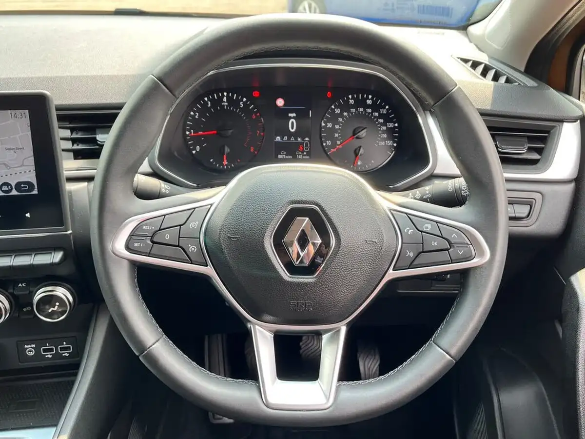 2021-renault-captur-10-tce-iconic-90ps-big-19