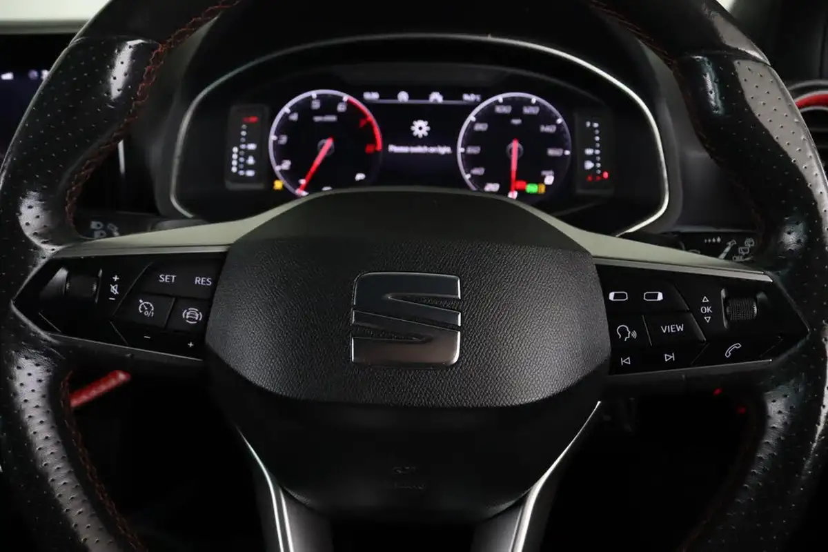 2022-seat-arona-10-tsi-fr-sport-dsg-big-17
