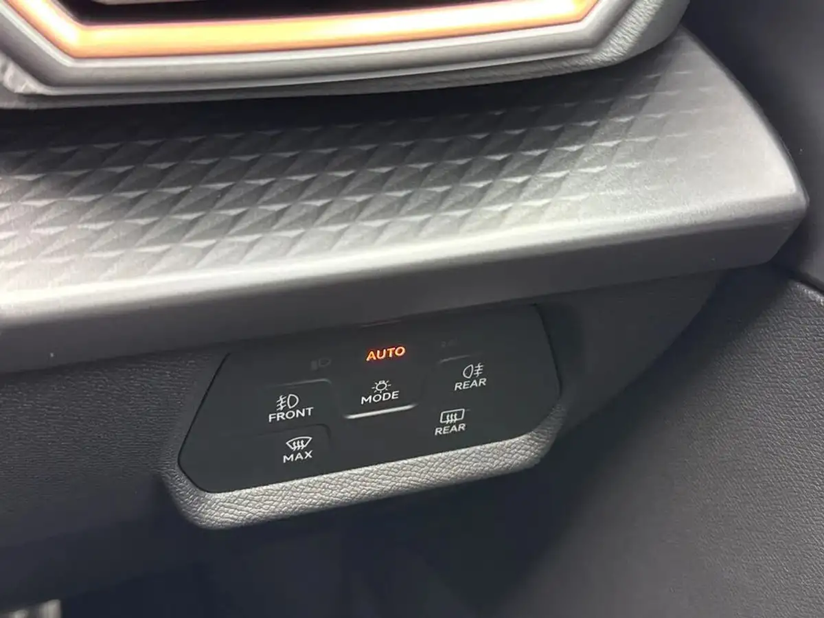 2025-cupra-formentor-15-e-hybrid-v2-big-45