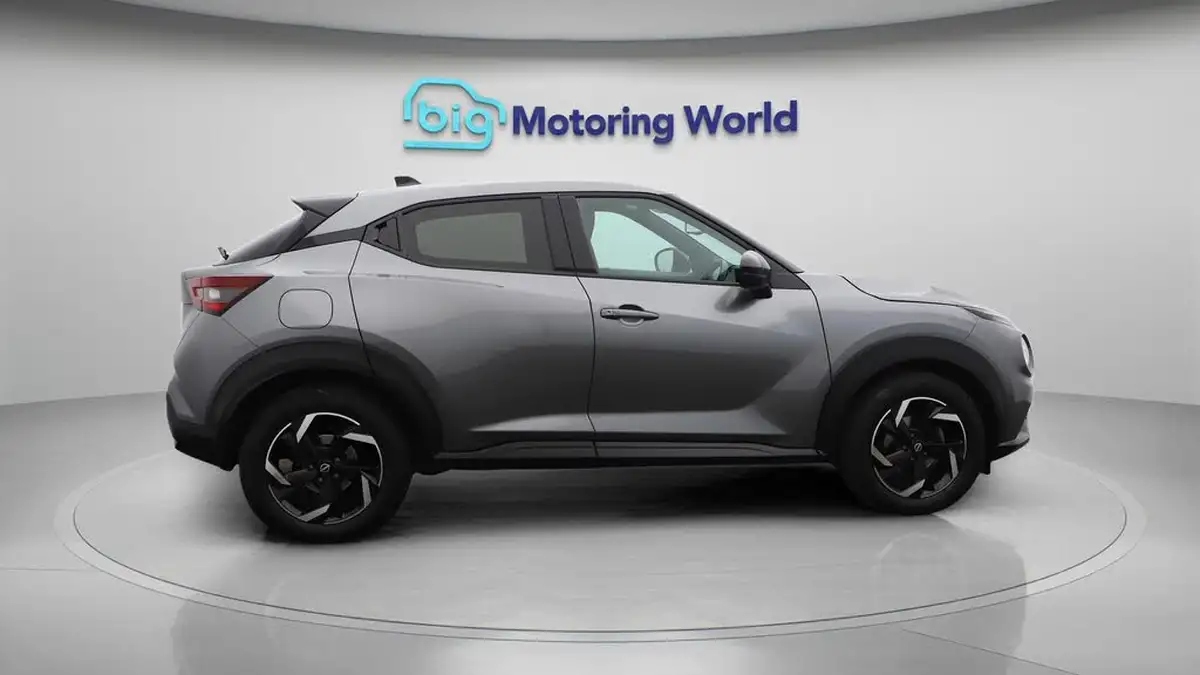 2023-nissan-juke-10-dig-t-n-connecta-dct-big-8