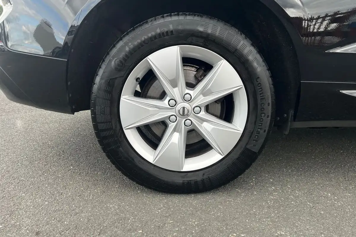 2021-volvo-xc60-20td-b4-momentum-awd-big-20