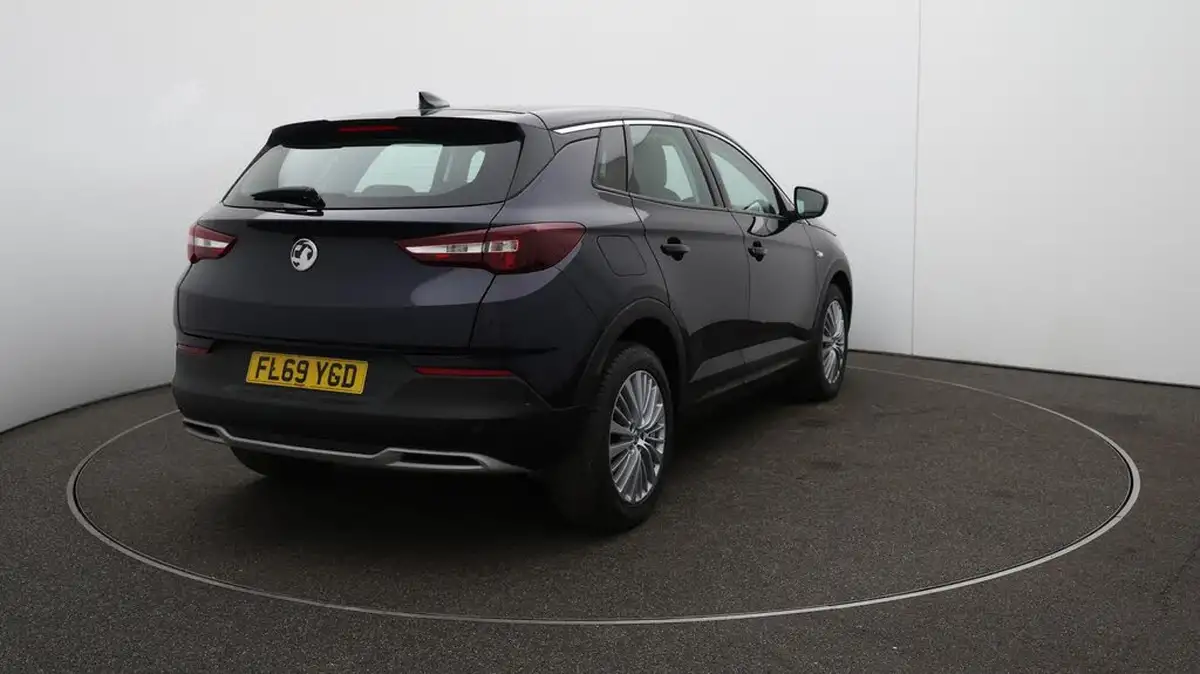 2019-vauxhall-grandland-x-12-tech-line-nav-auto-big-54