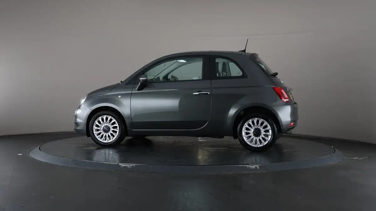 2021-fiat-500-10-lounge-big-35