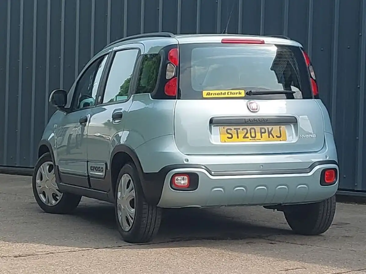 2020-fiat-panda-10-city-cross-big-1