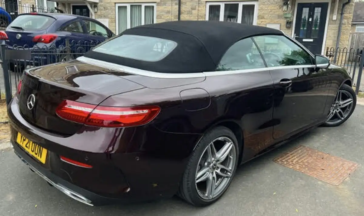 2020-mercedes-benz-e-class-20d-e220d-amg-line-premium-cabriolet-2d-big-4