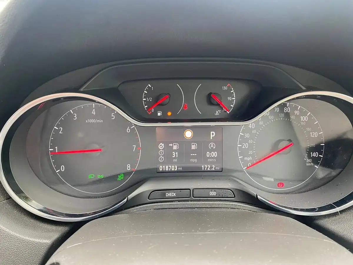 2019-vauxhall-grandland-x-12-elite-nav-ss-auto-big-12