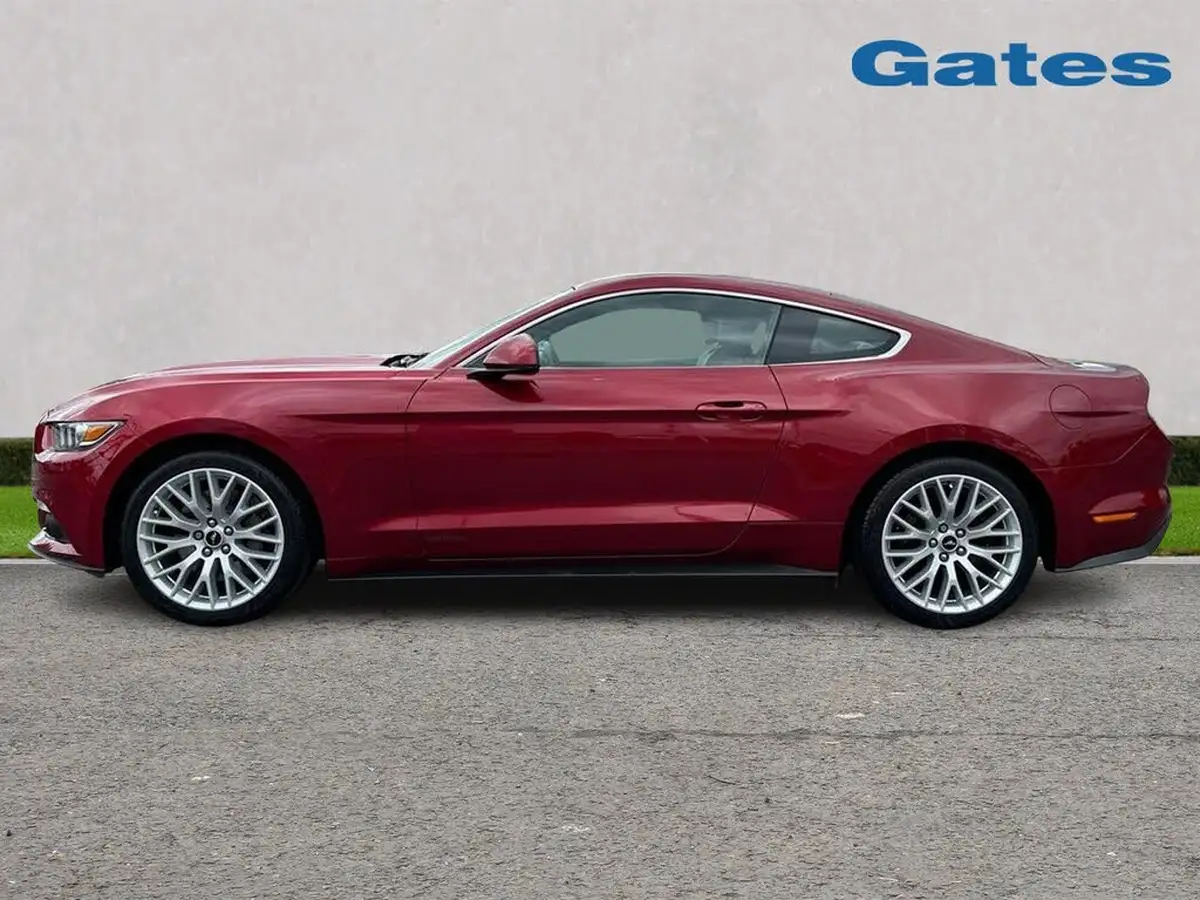2016-ford-mustang-23-317ps-with-custom-pack-fastback-big-3