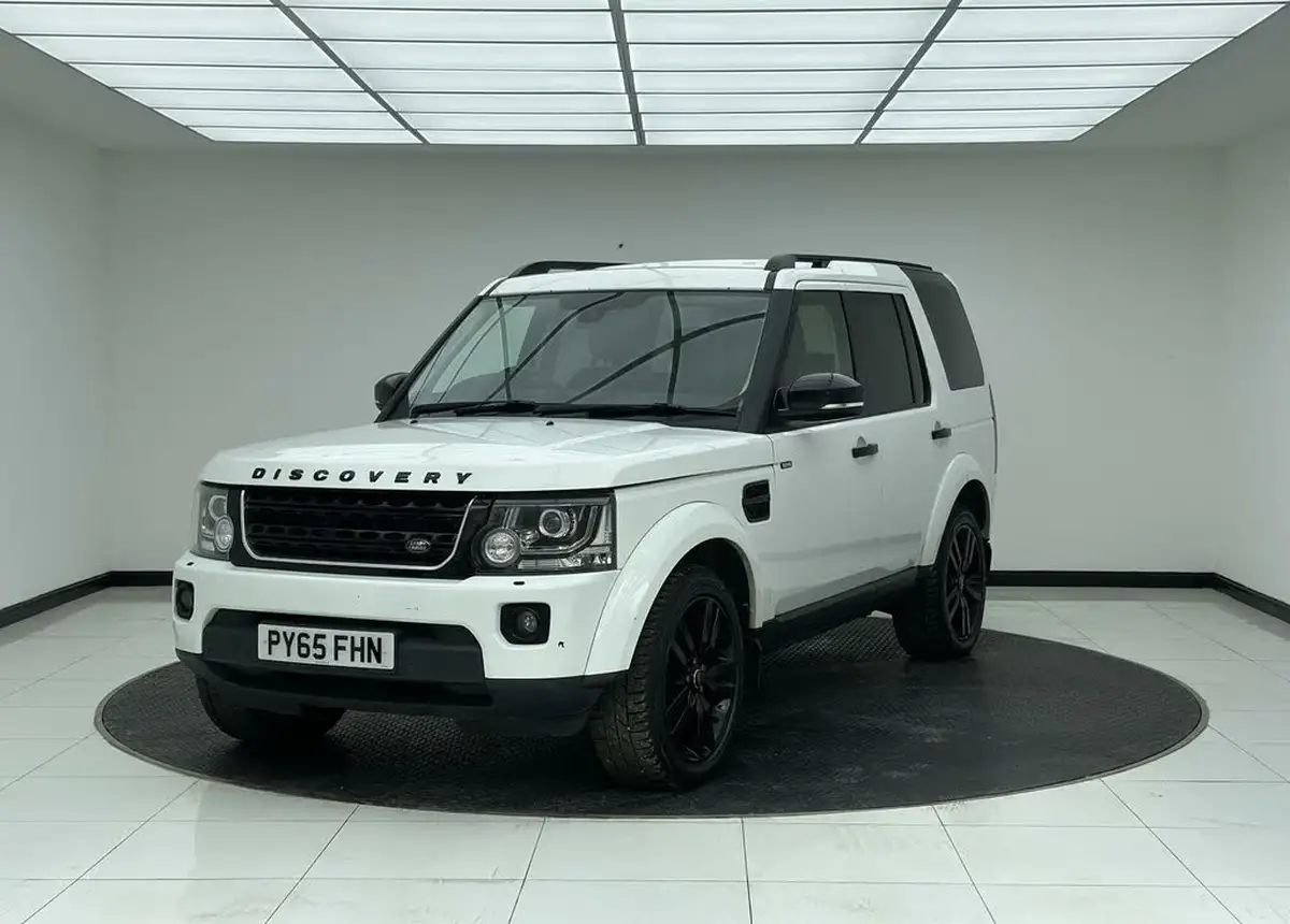 2016-land-rover-discovery-4-30-sd-v6-hse-big-2