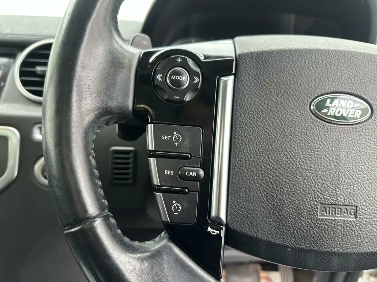 2016-land-rover-discovery-4-30-sd-v6-hse-big-23