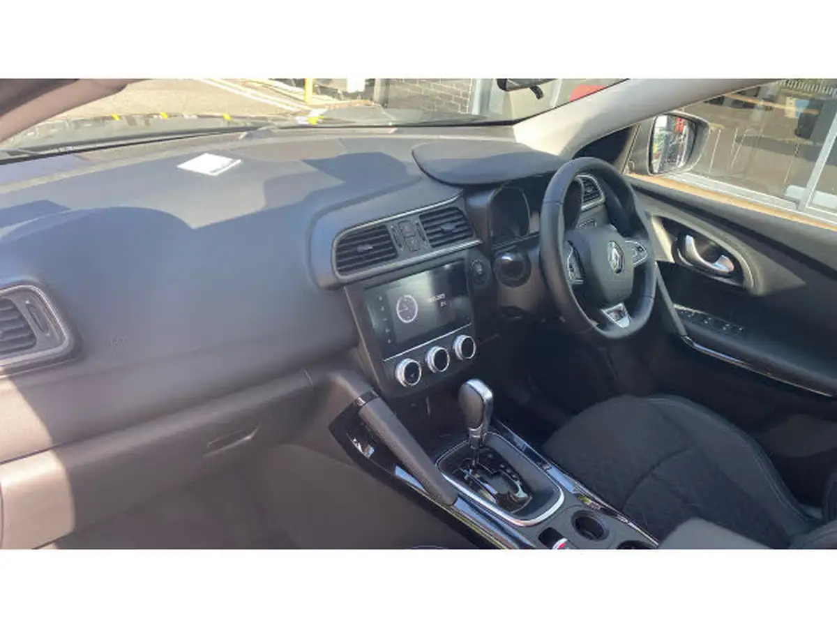 2019-renault-kadjar-13-tce-iconic-140bhp-edc-auto-big-8