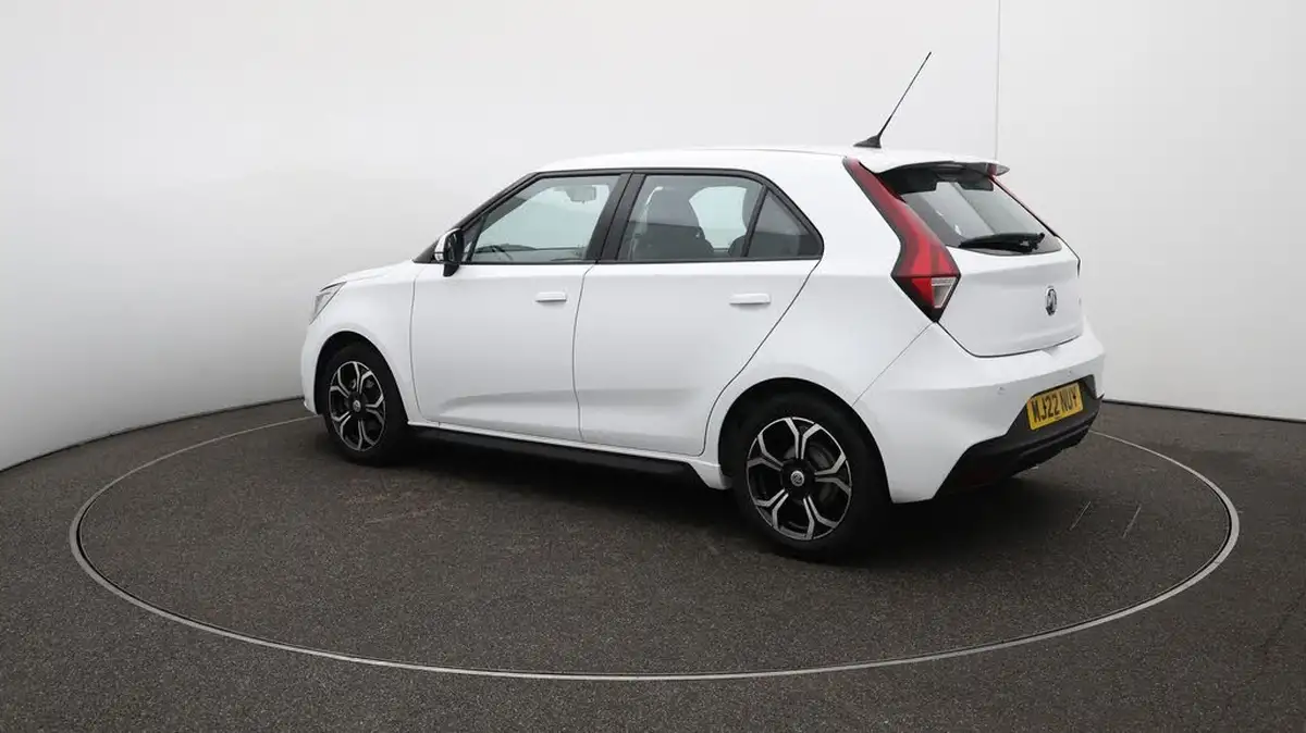 2022-mg-mg3-15-vti-tech-exclusive-nav-big-60