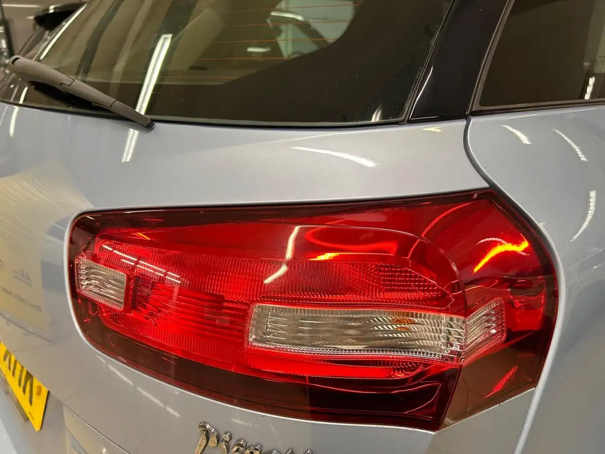 2015-citroen-c4-picasso-16bluehdi-vtr-100ps-big-15
