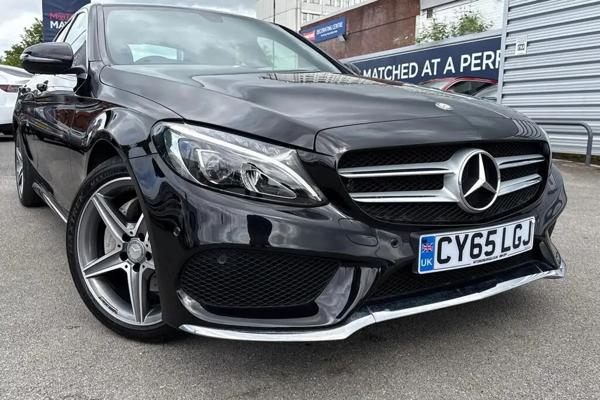 2015-mercedes-benz-c-class-20-c200-amg-line-184ps-ss-saloon-4d-7g-tronic-plus-big-8