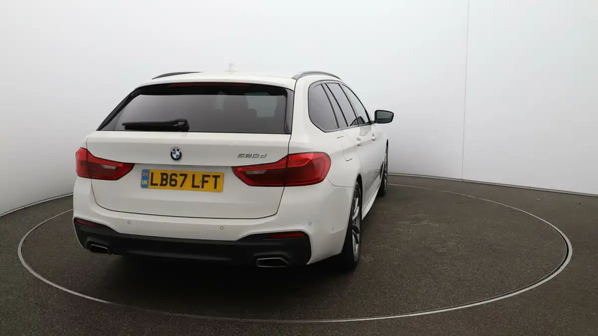 2017-bmw-5-series-20td-520d-m-sport-touring-5d-big-50