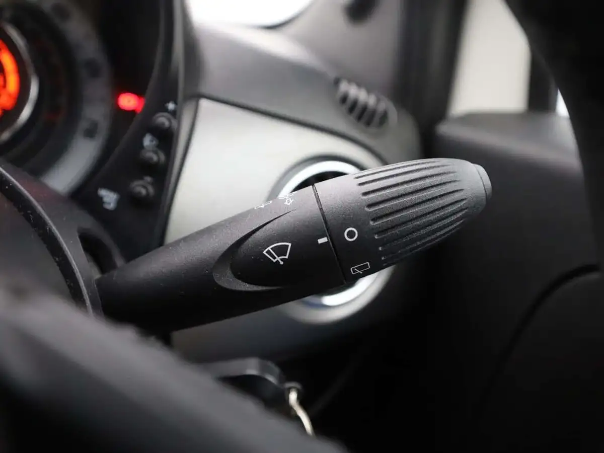 2018-fiat-500-12-s-big-37