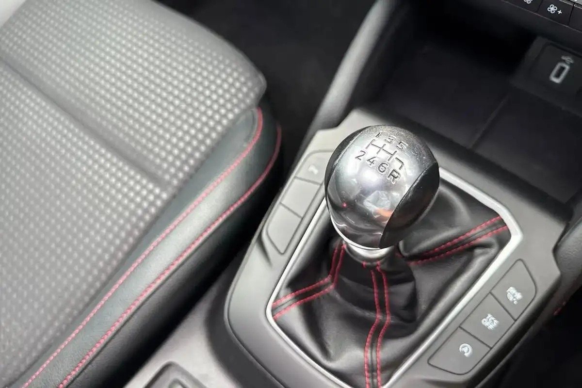 2020-ford-focus-10t-st-line-x-edition-125ps-hybrid-mhev-hatchback-big-22