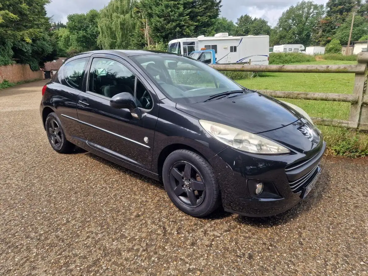 2011-peugeot-207-14-envy-75-3d-1360cc-big-0
