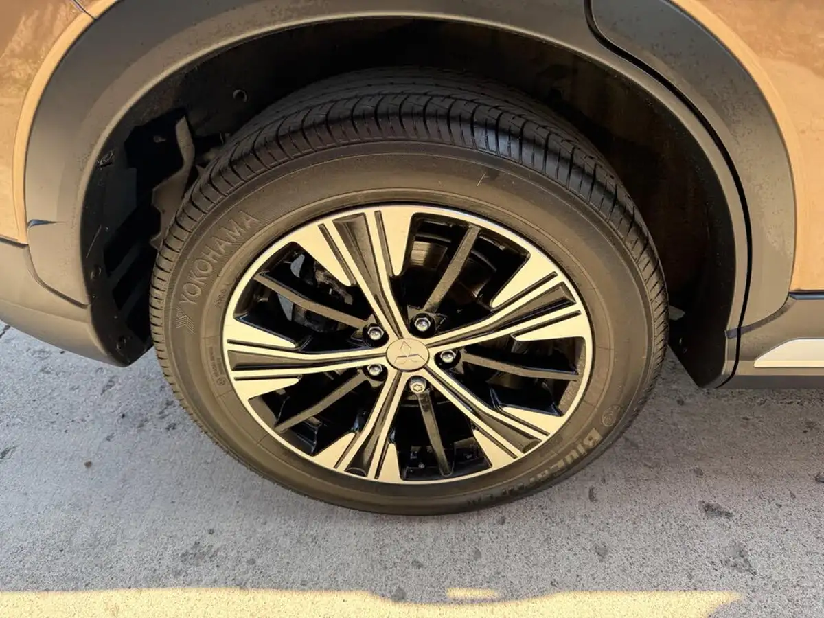 2021-mitsubishi-eclipse-cross-15-3-4wd-auto-big-15