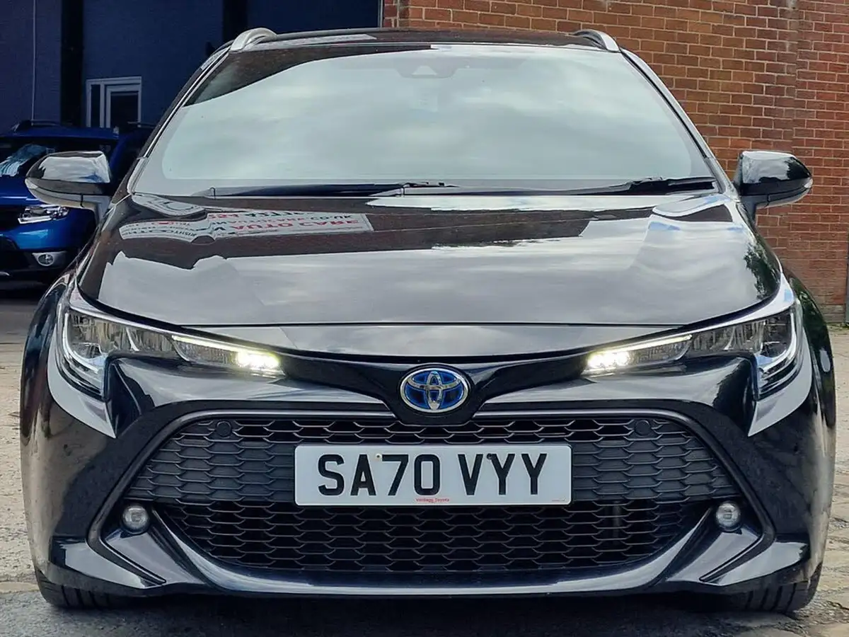 2020-toyota-corolla-18-vvt-i-design-trk-touring-sports-5d-big-1