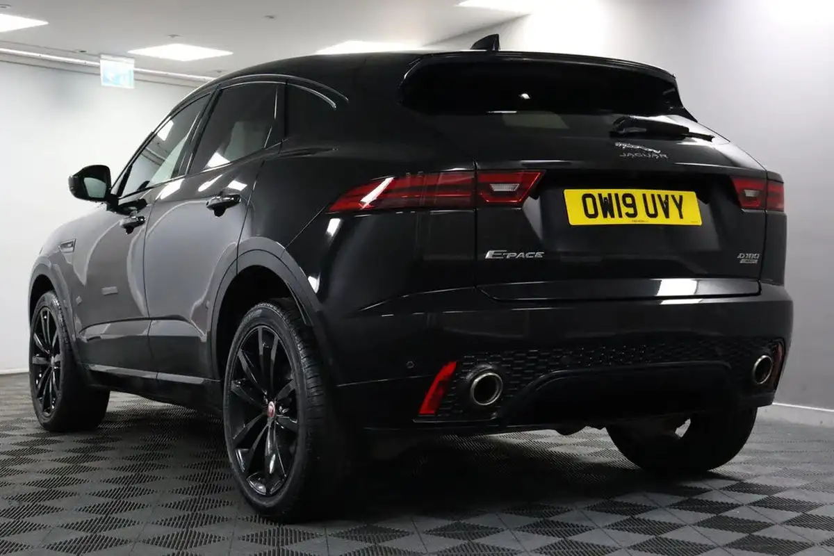 2019-jaguar-e-pace-20-i4d-r-dynamic-hse-180ps-big-21