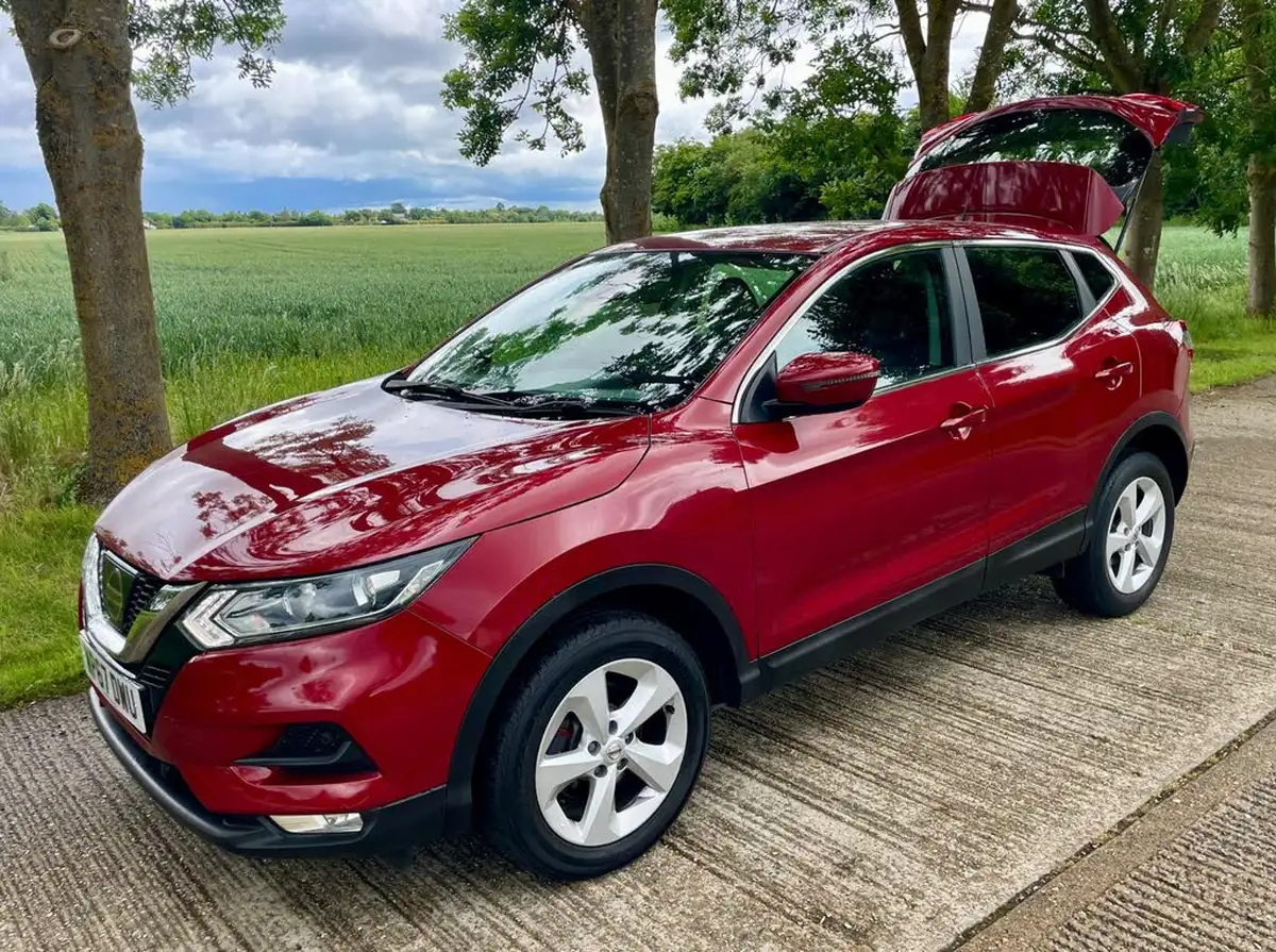 2018-nissan-qashqai-12-dig-t-acenta-big-14