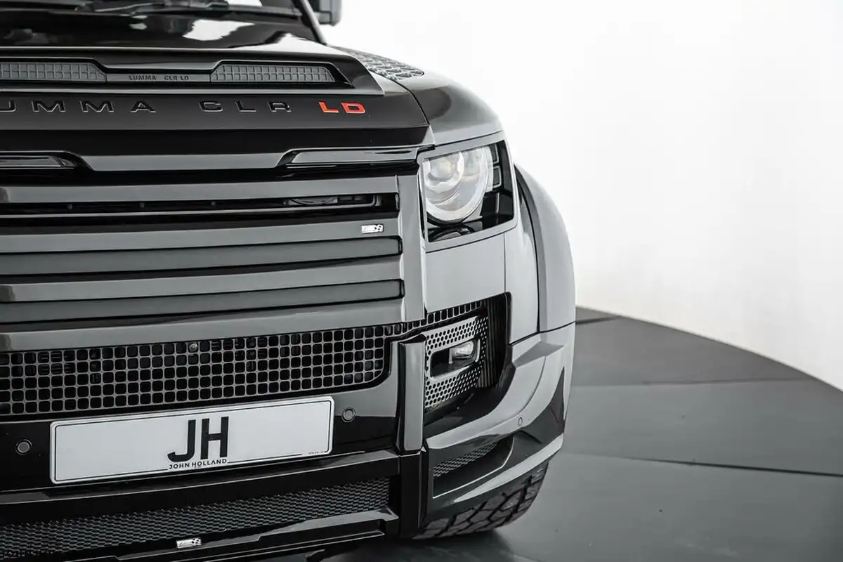 2022-land-rover-110-defender-50-p525-v8-big-11