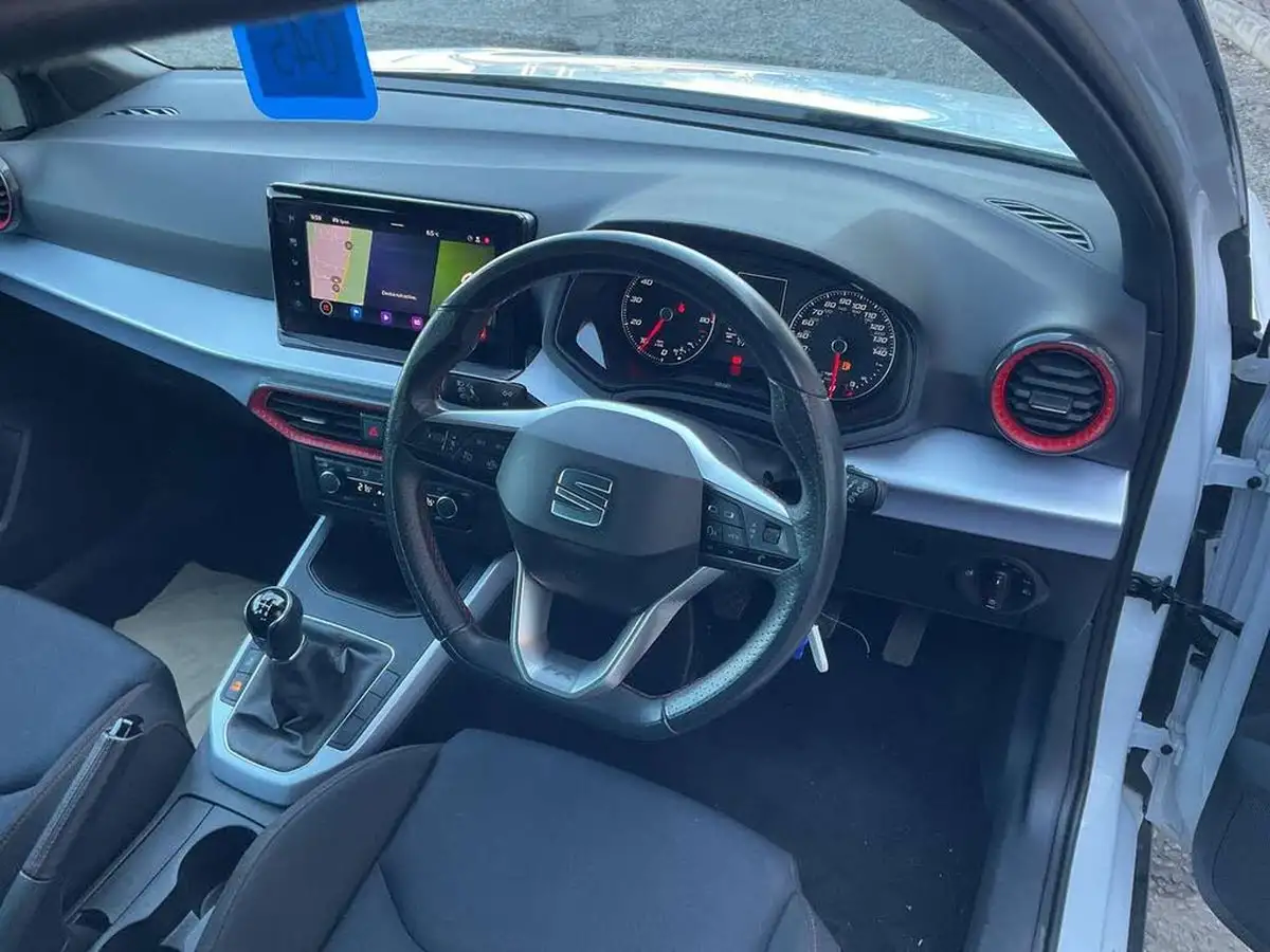 2022-seat-arona-10-tsi-fr-big-7
