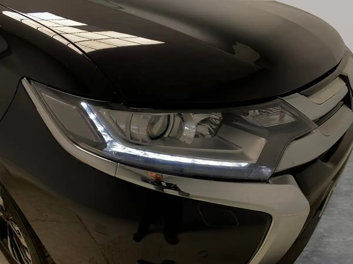 2015-mitsubishi-outlander-20-gx3h-phev-5st-big-24