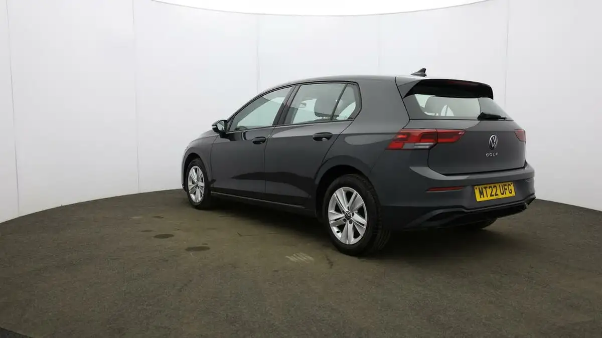 2022-volkswagen-golf-15-tsi-life-130ps-hatchback-big-43