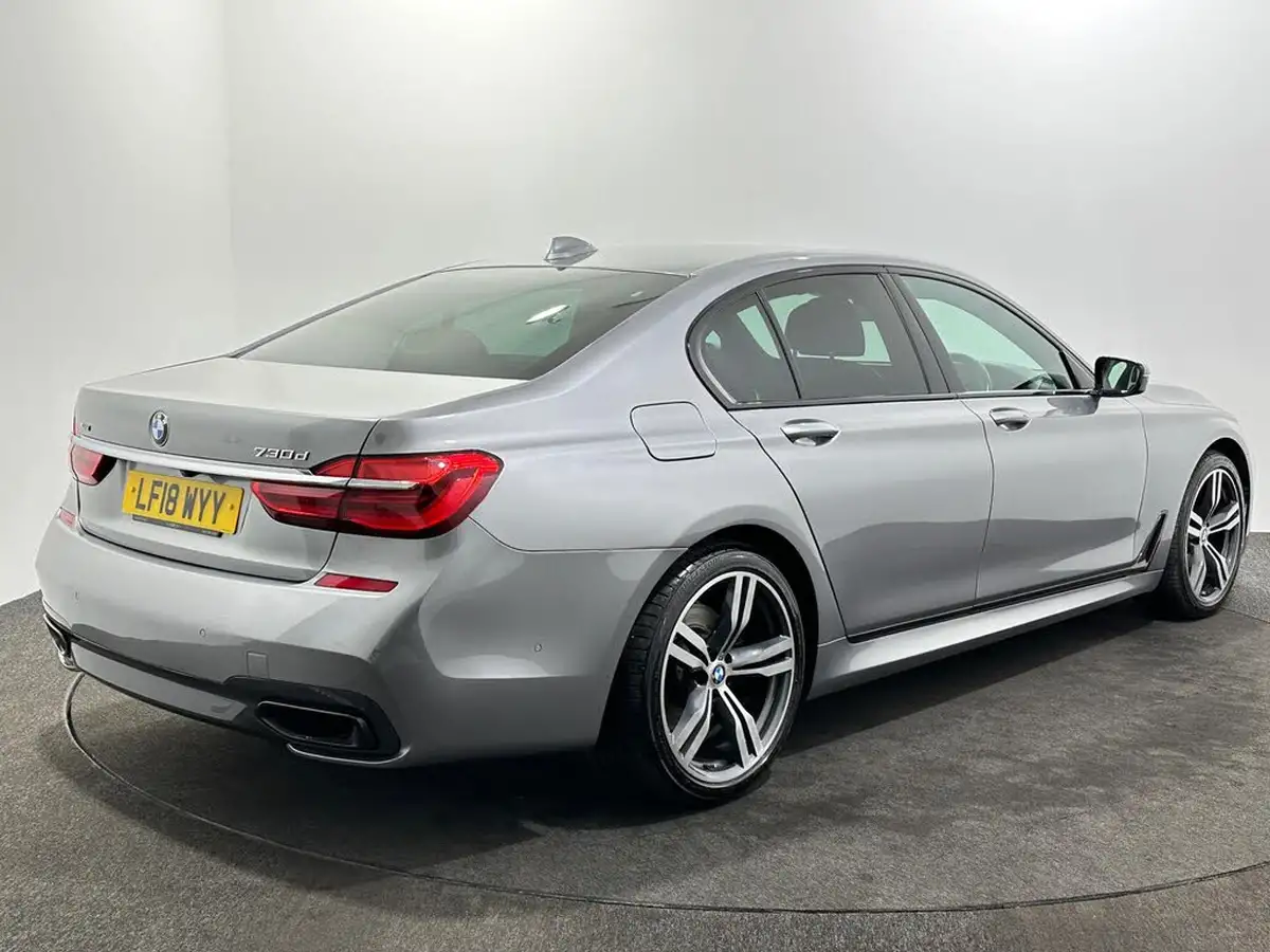 2018-bmw-7-series-30td-730d-m-sport-xdrive-big-7