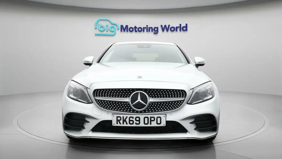 2019-mercedes-benz-c-class-15-c200-amg-line-premiumss-coupe-2d-big-2