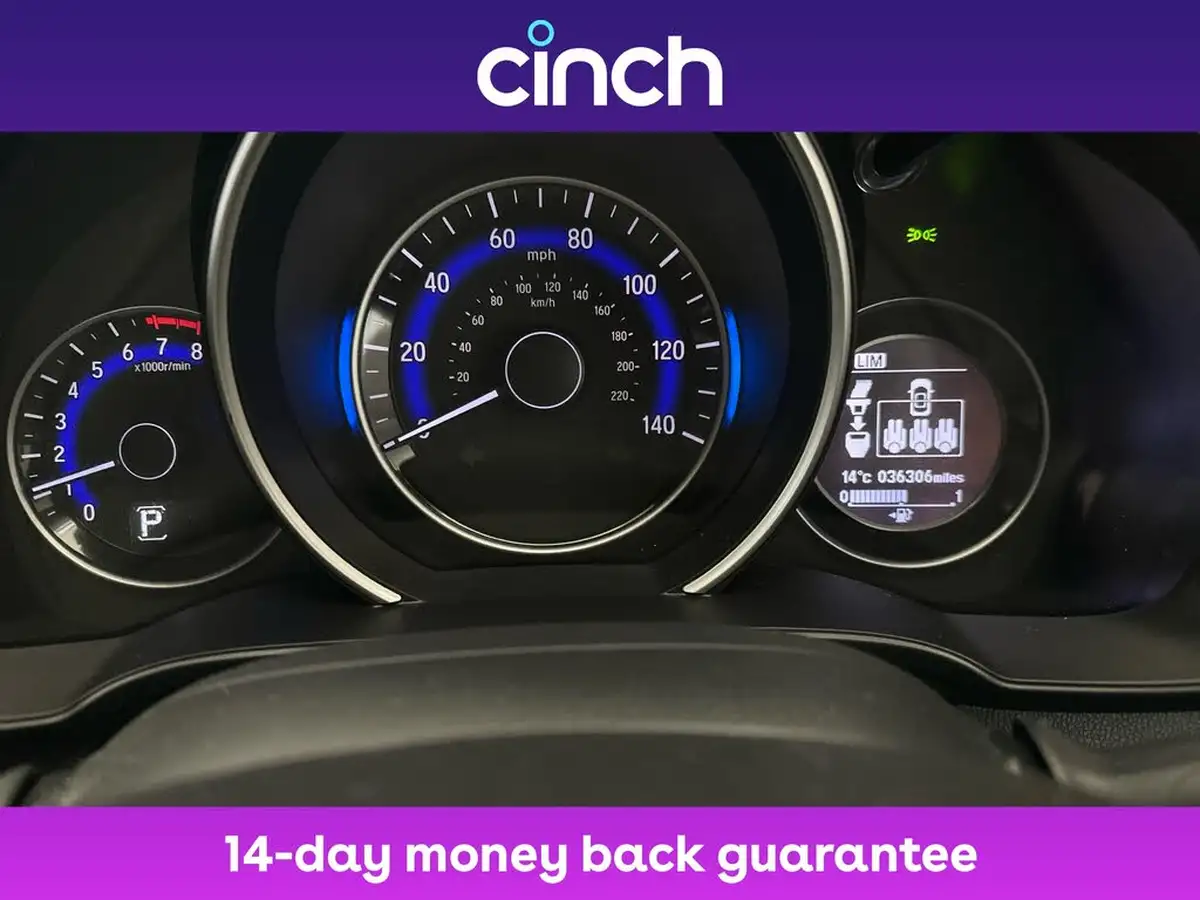 2019-honda-jazz-15-i-vtec-sport-navi-cvt-big-12
