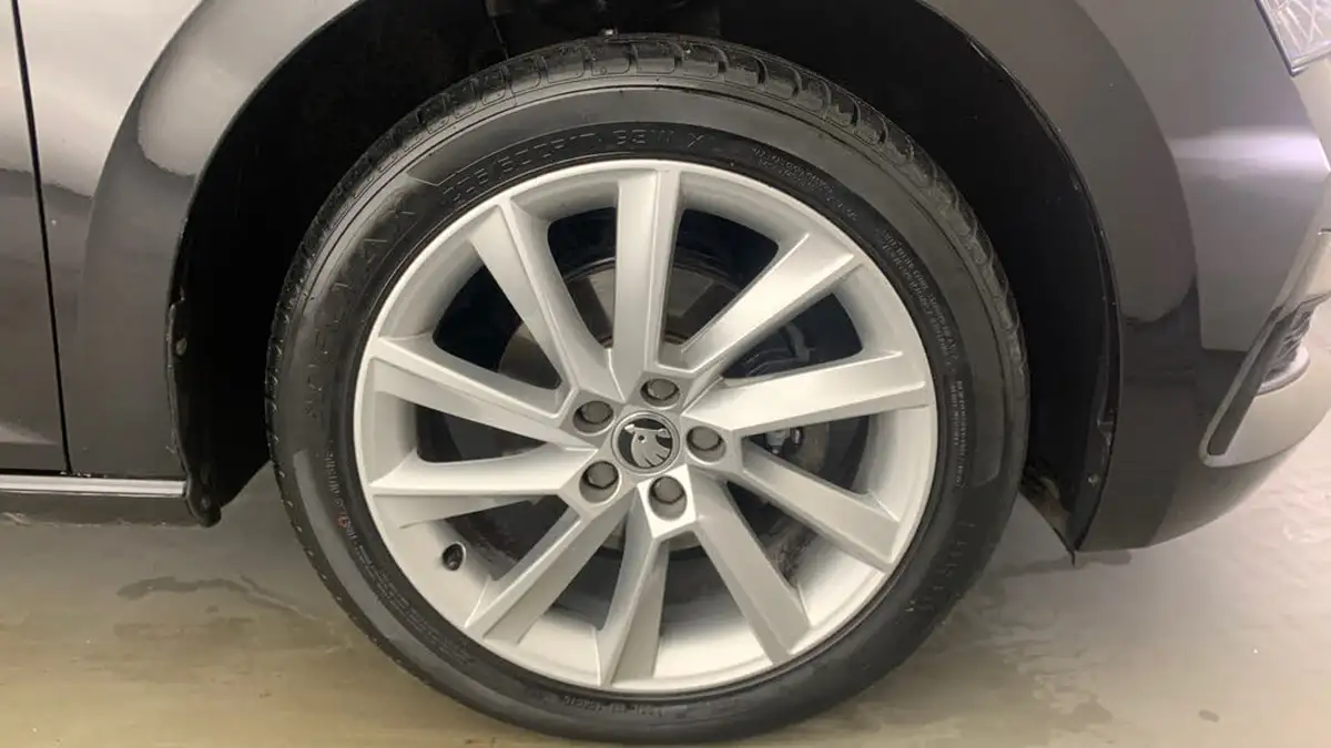 2021-skoda-scala-15-tsi-se-l-dsg-big-22