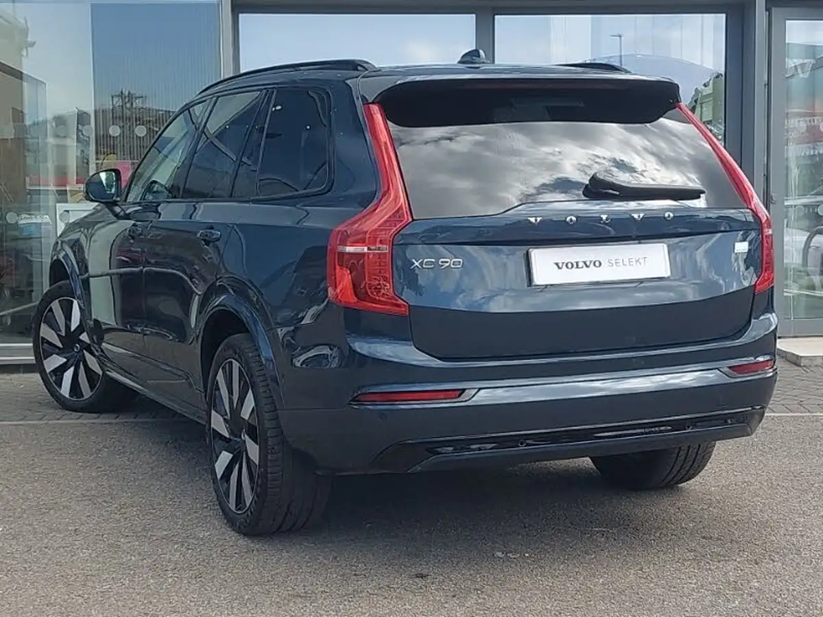 2024-volvo-xc90-20-t8-plus-big-1
