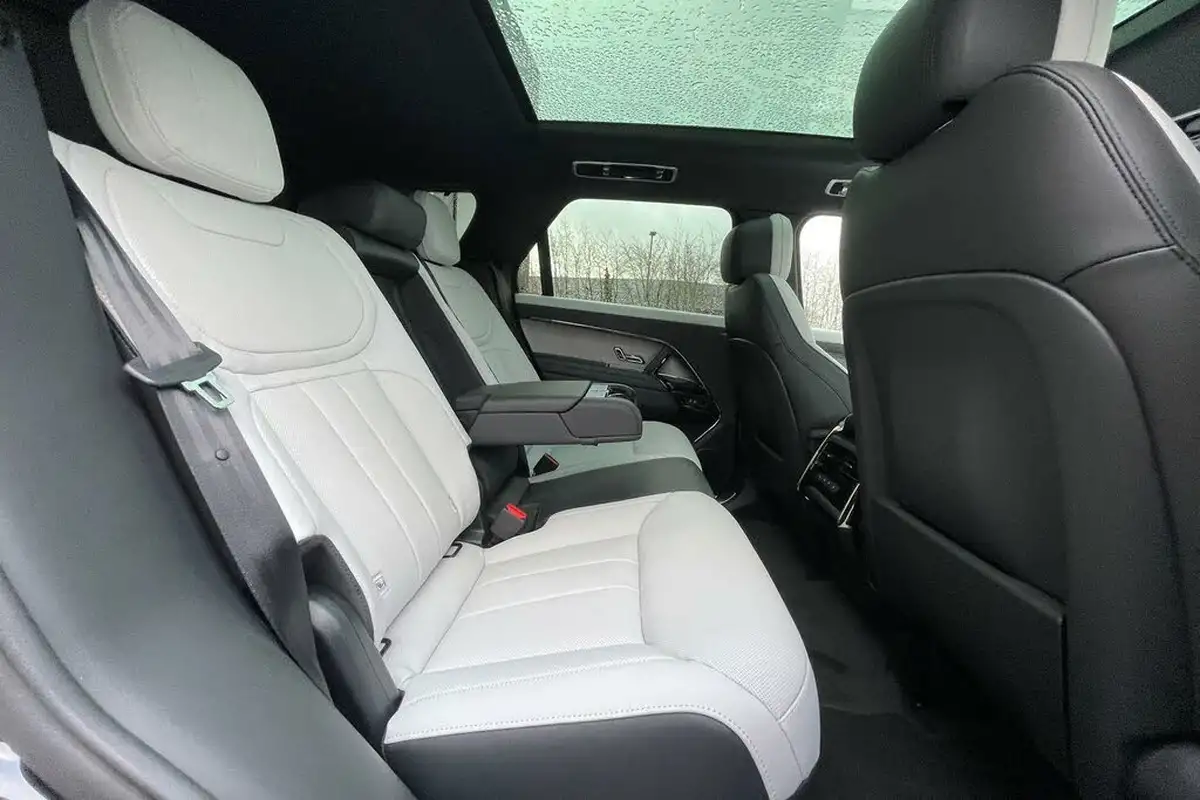 2024-land-rover-range-rover-sport-30-d300-dynamic-se-big-40