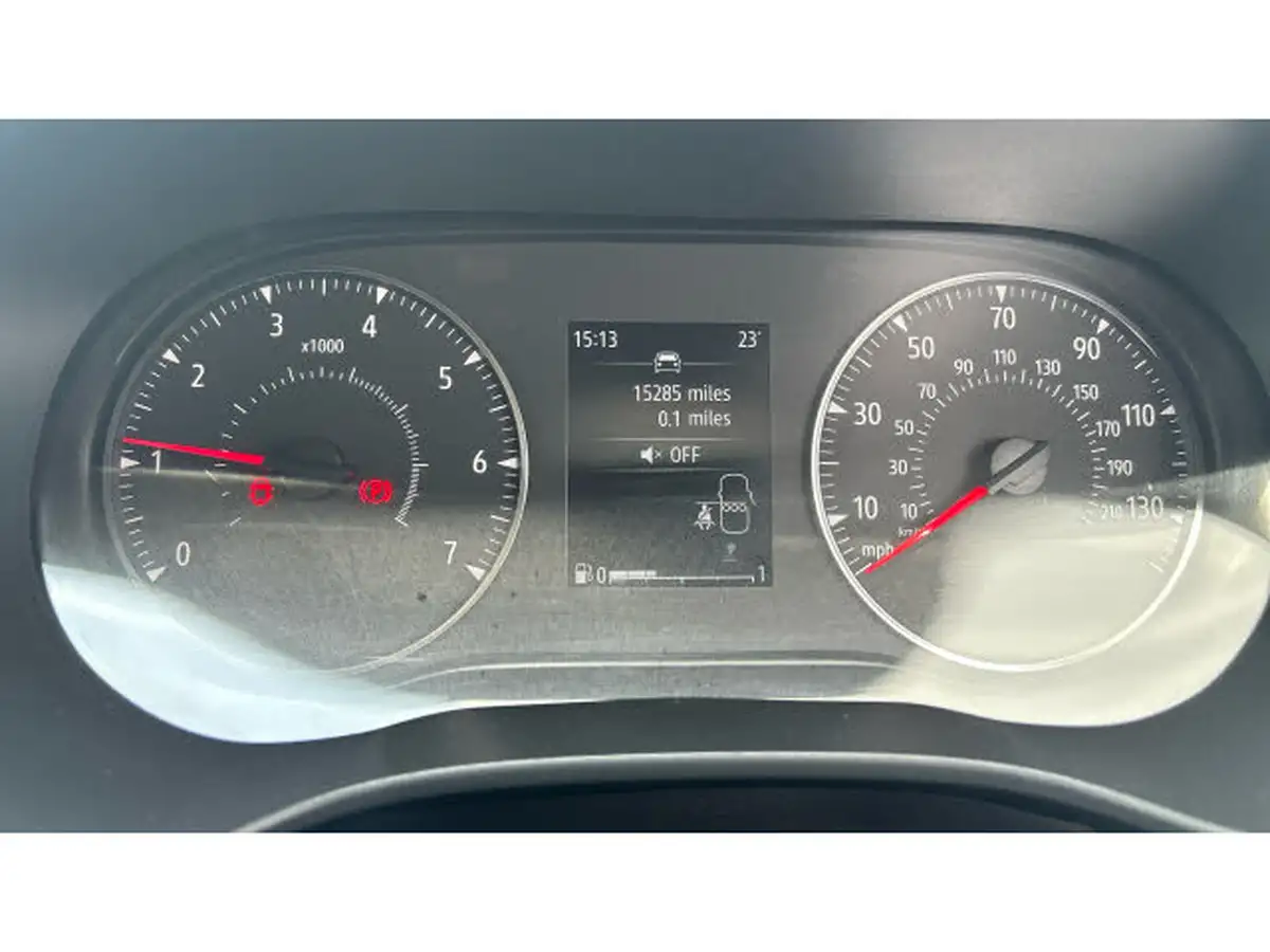 2022-dacia-sandero-10-sce-essential-big-17