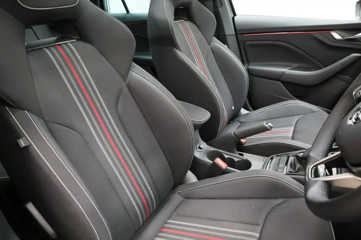 2024-skoda-scala-10-tsi-monte-carlo-116ps-dsg-big-3