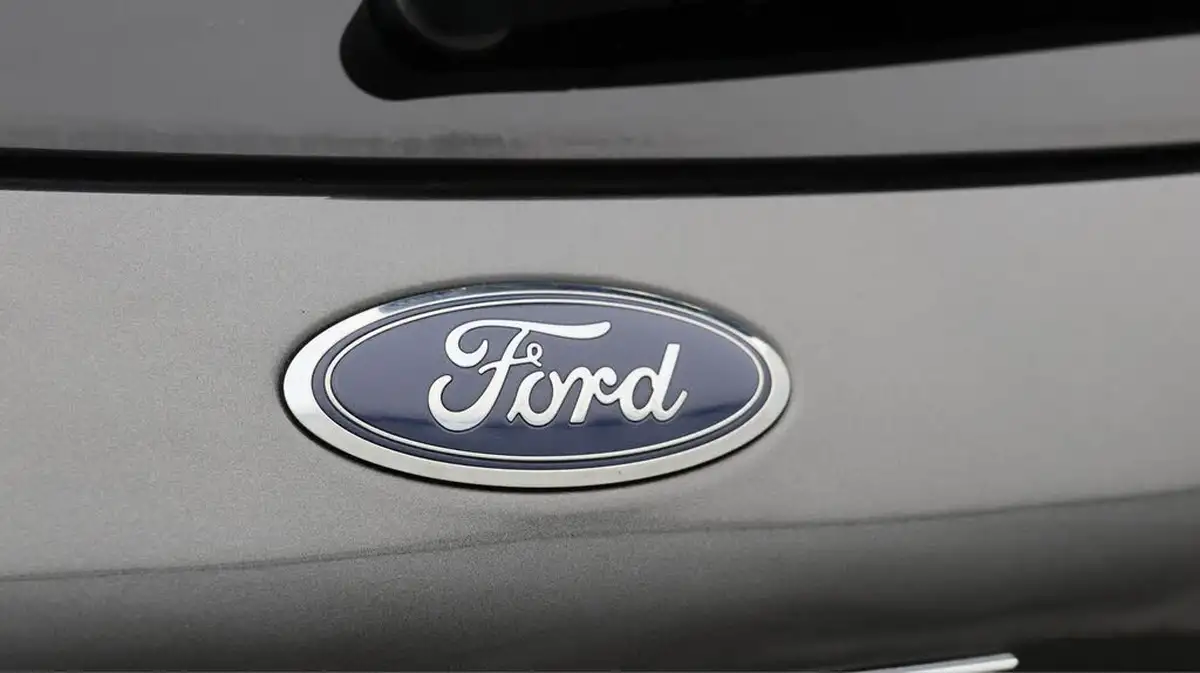 2021-ford-kuga-25t-vignale-225ps-phev-big-21