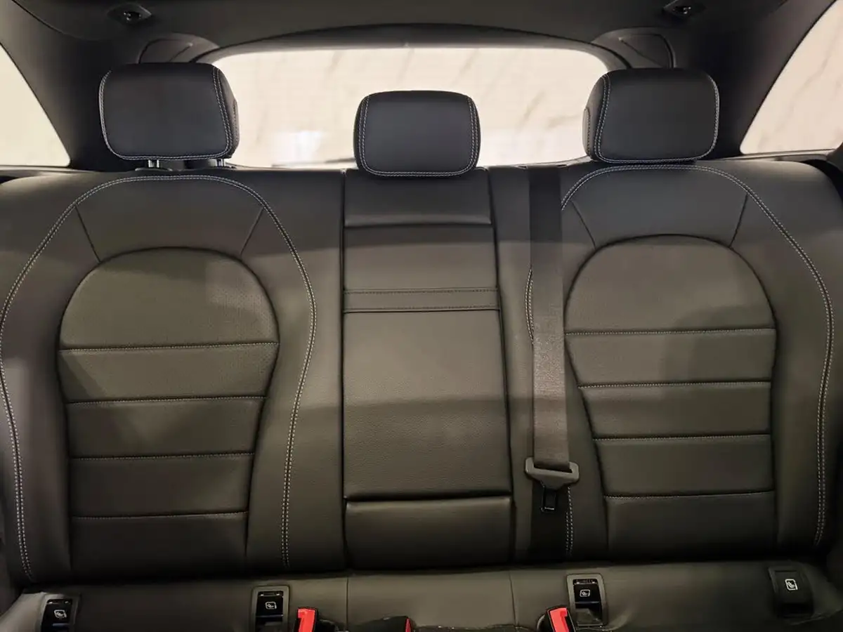 2018-mercedes-benz-glc-class-20-glc250-amg-line-premiumss-station-wagon-5d-big-12